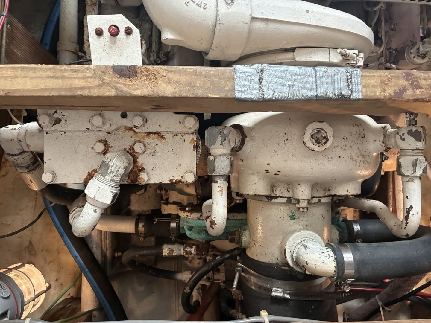 1989 Duffy 35 Flybridge - Engine