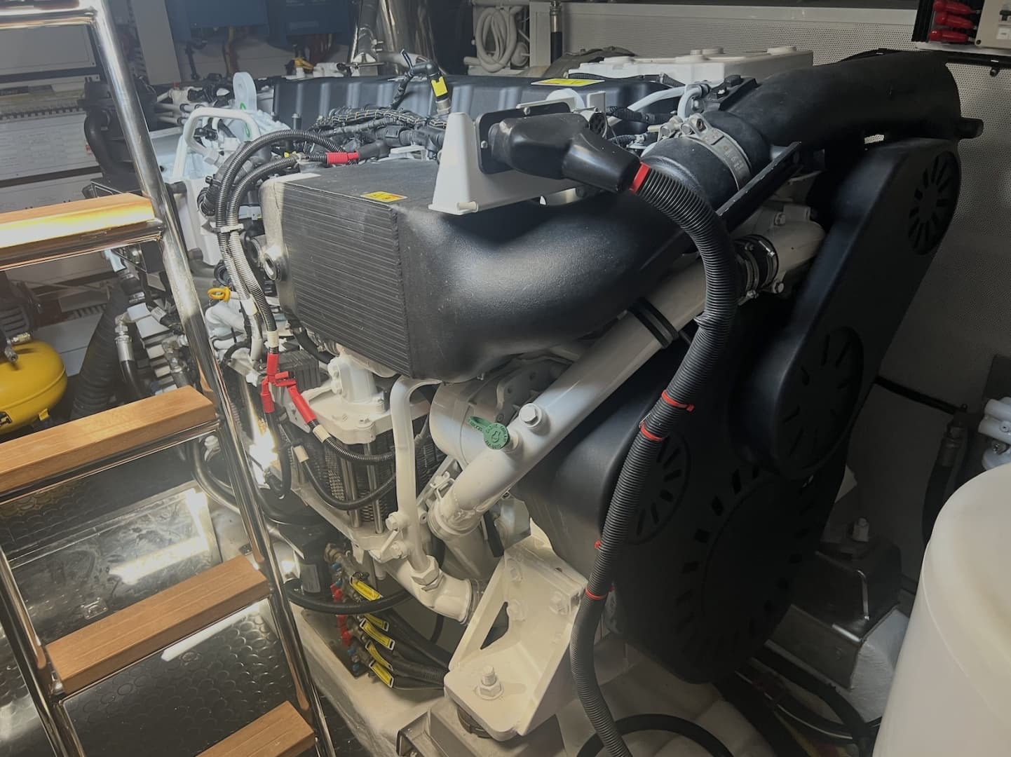2020 Horizon E56