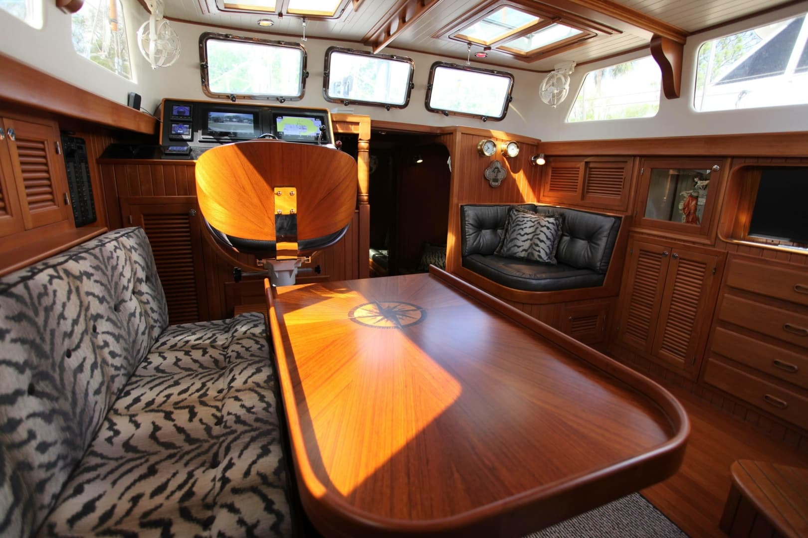 1997 Hampton 43