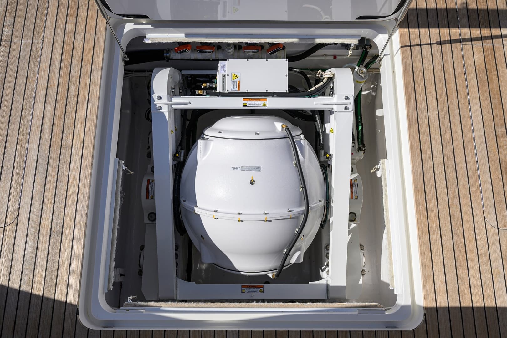 Viking 80 MERCEDES - Cockpit