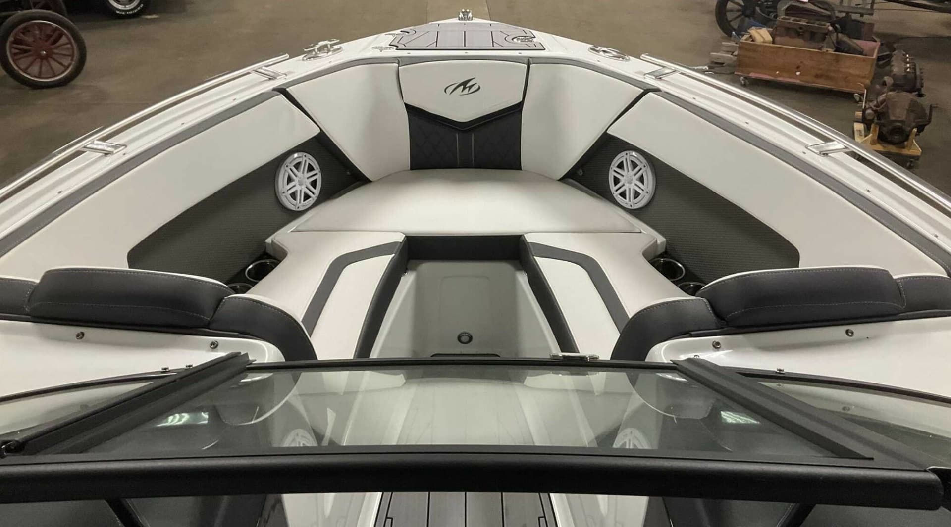 2023 Monterey 238SS