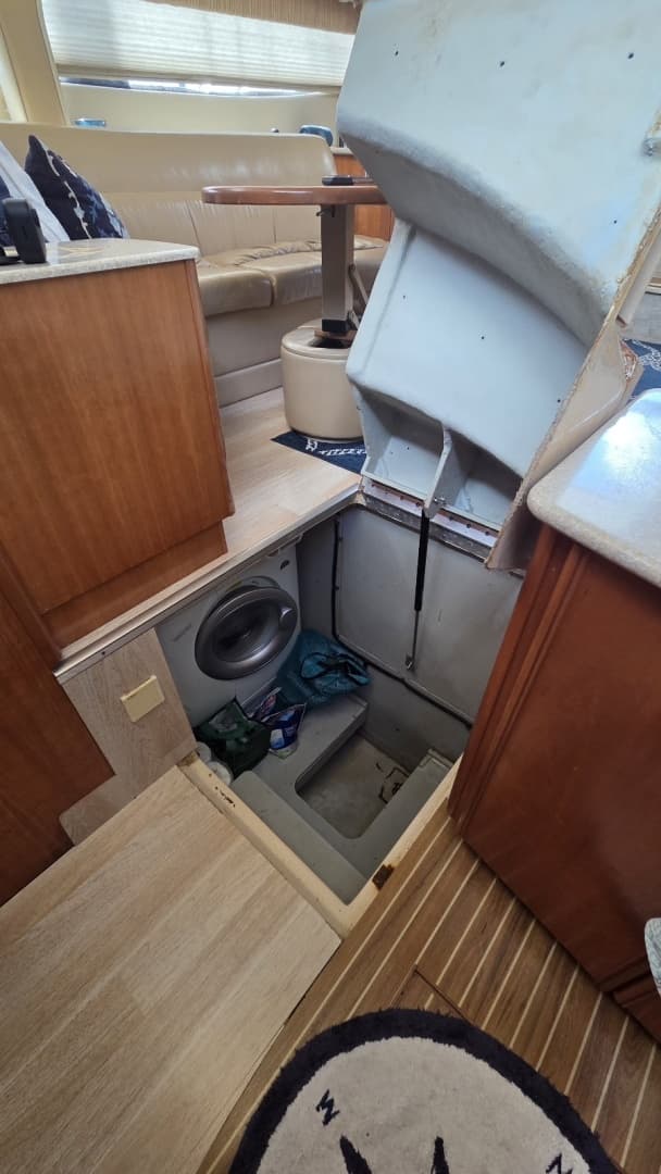 Washer/Dryer Access