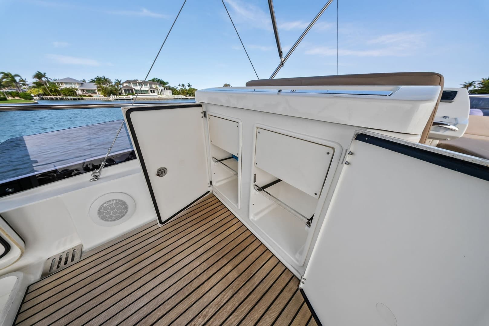 2015 Prestige 550 'Legacy'