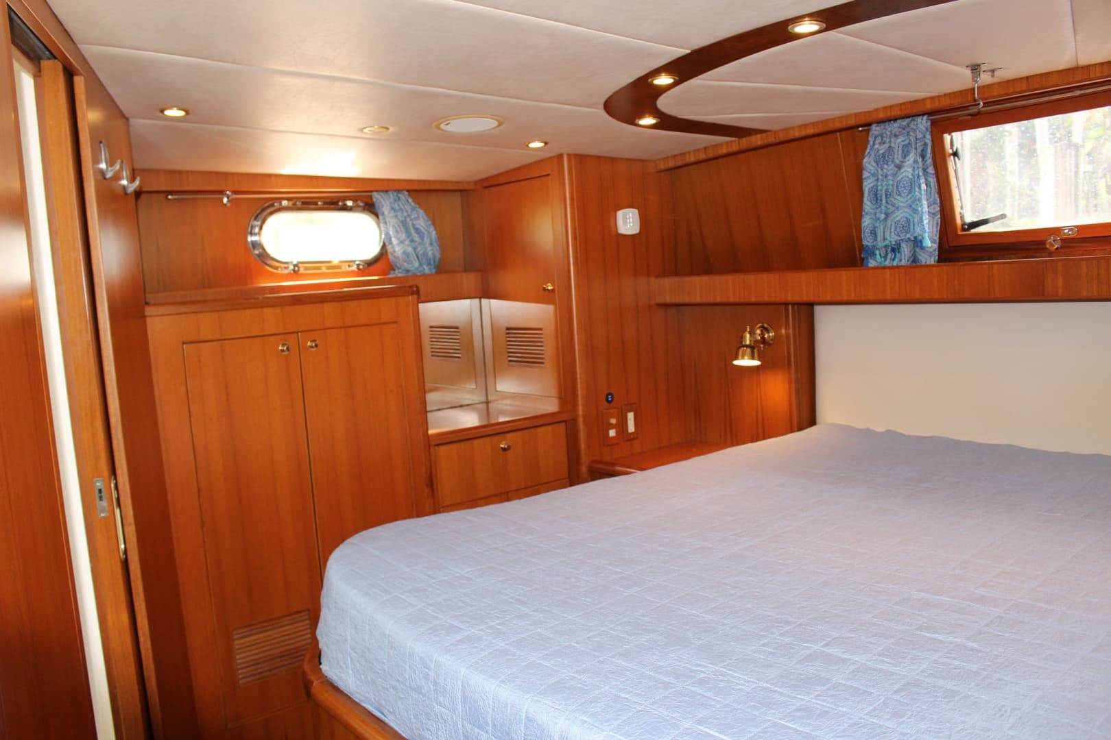 2007 Jefferson Motor Yacht