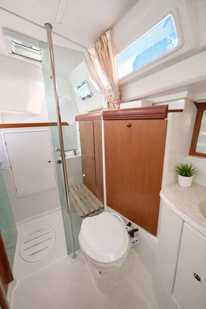 2007 Jeanneau Sun Odyssey 42i