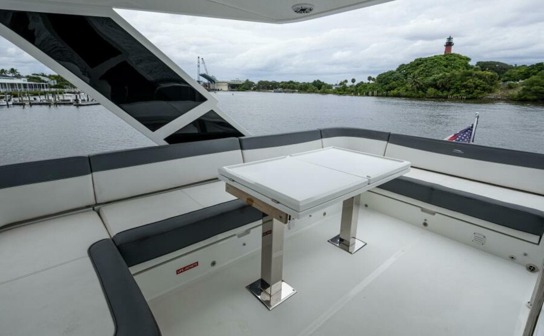 2020 Galeon 550 Fly