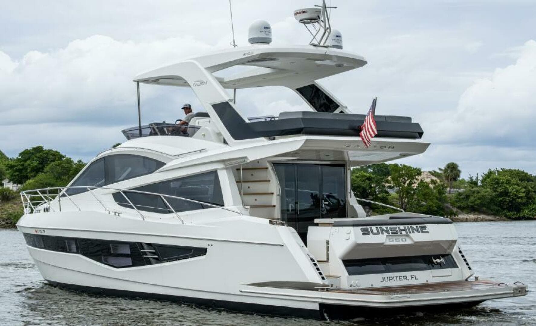 2020 Galeon 550 Fly