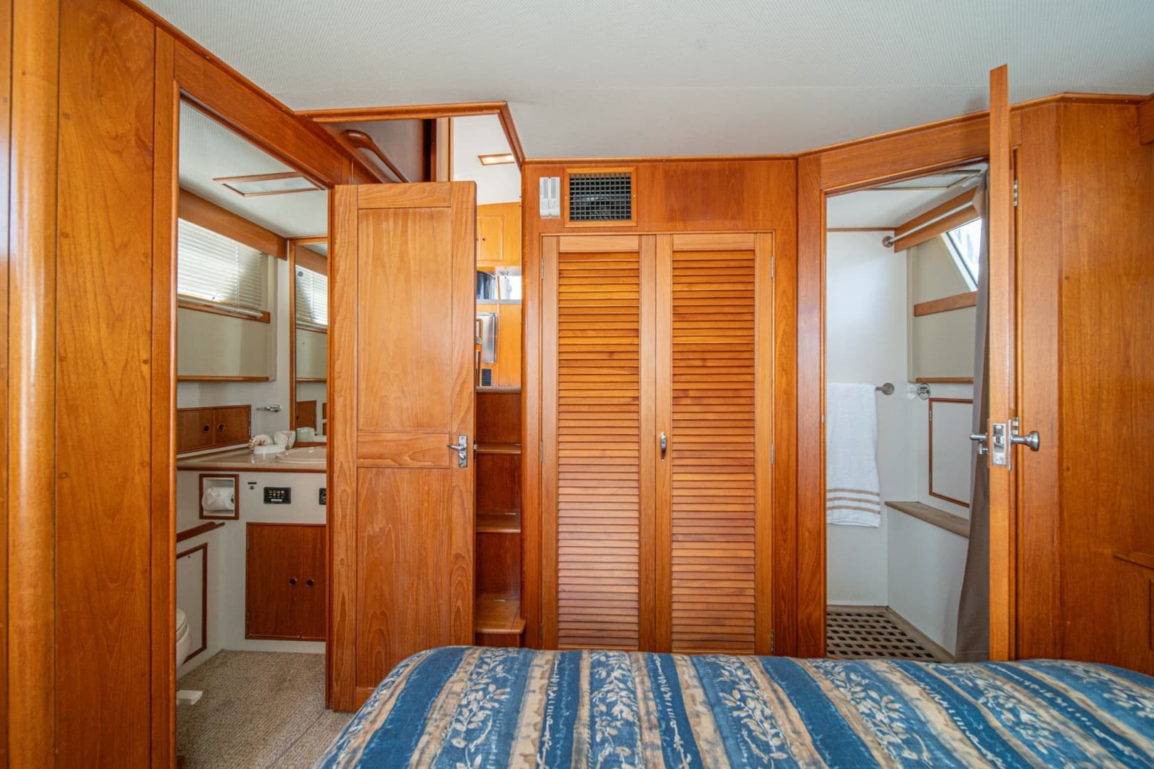 1987 Grand Banks 47 motoryacht