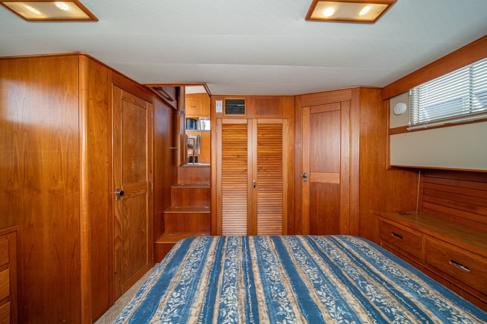 1987 Grand Banks 47 motoryacht