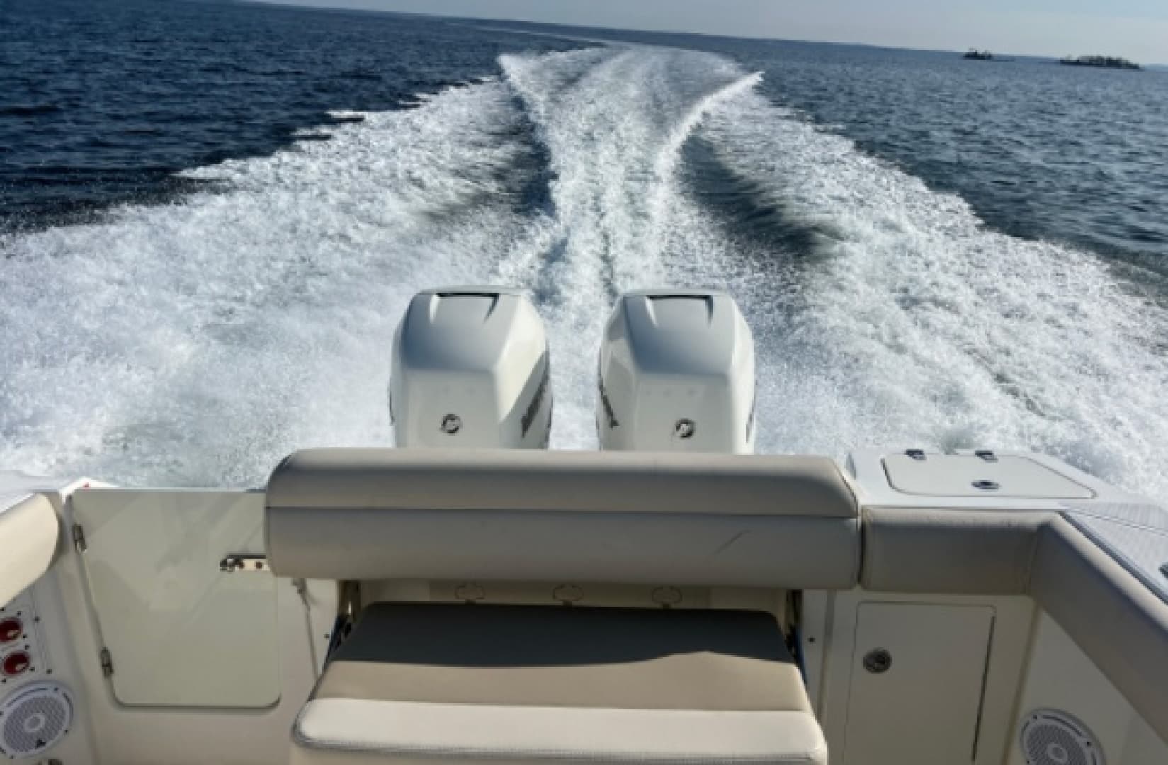 2016 Boston Whaler 280 Outrage