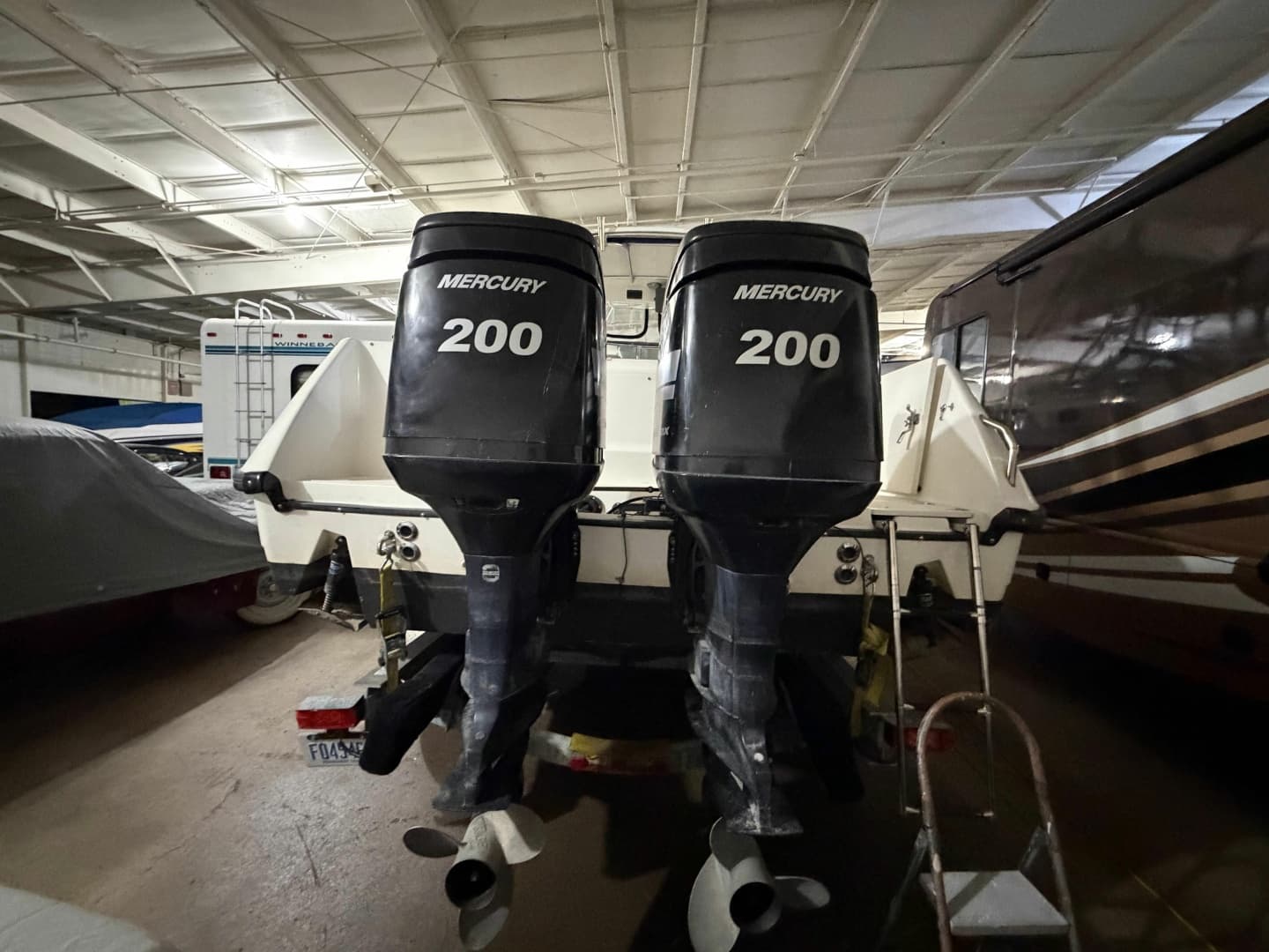 2001 Boston Whaler 2600 Conquest