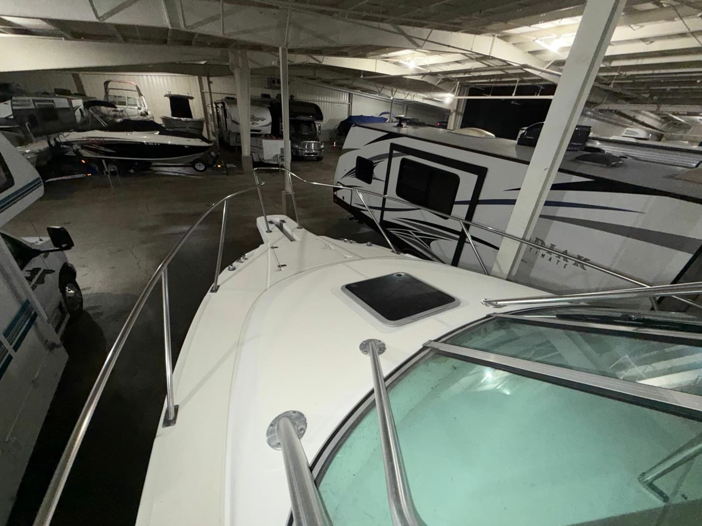 2001 Boston Whaler 2600 Conquest