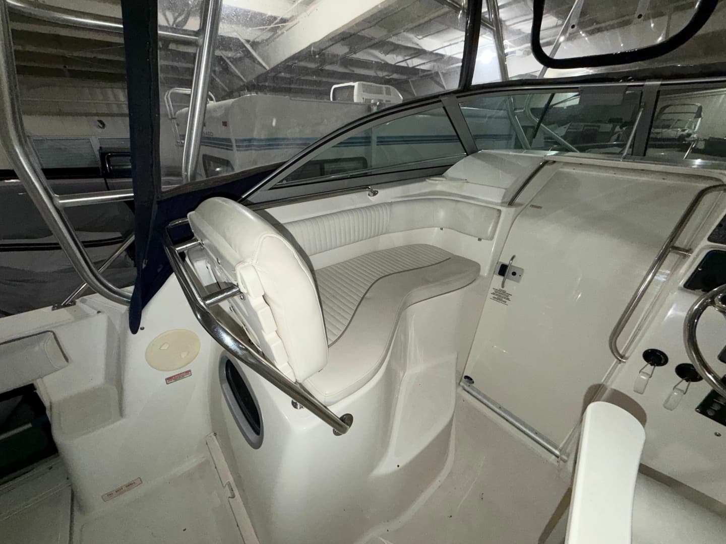 2001 Boston Whaler 2600 Conquest