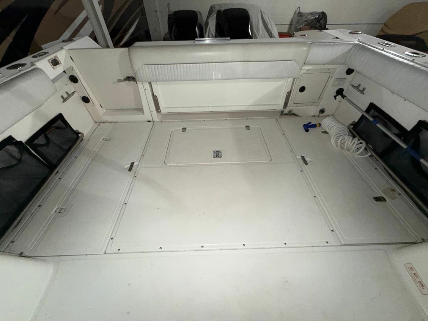 2001 Boston Whaler 2600 Conquest