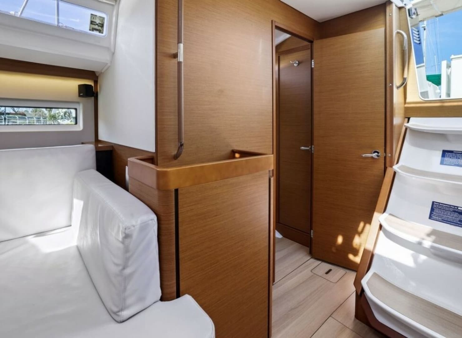 2018 Jeanneau Sun Odyssey 440