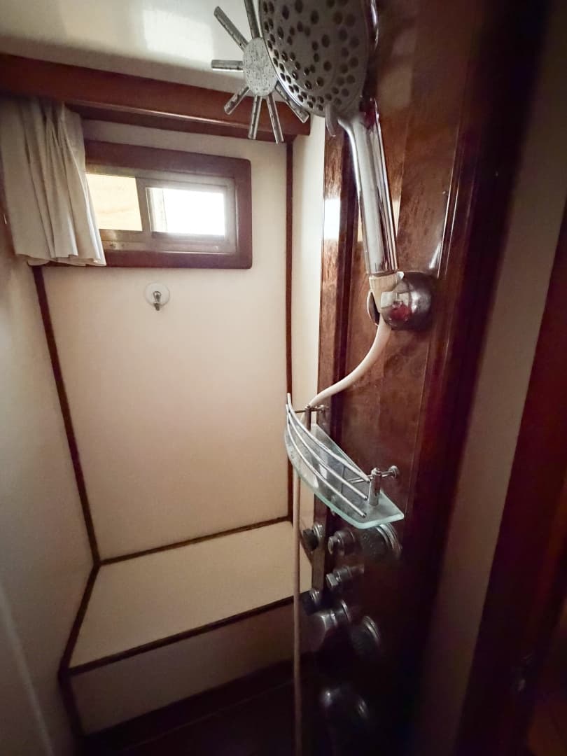 1989 Jefferson Marquesa 52