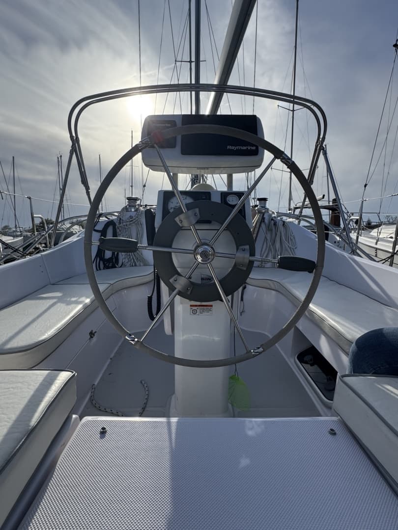 2019 Catalina 315