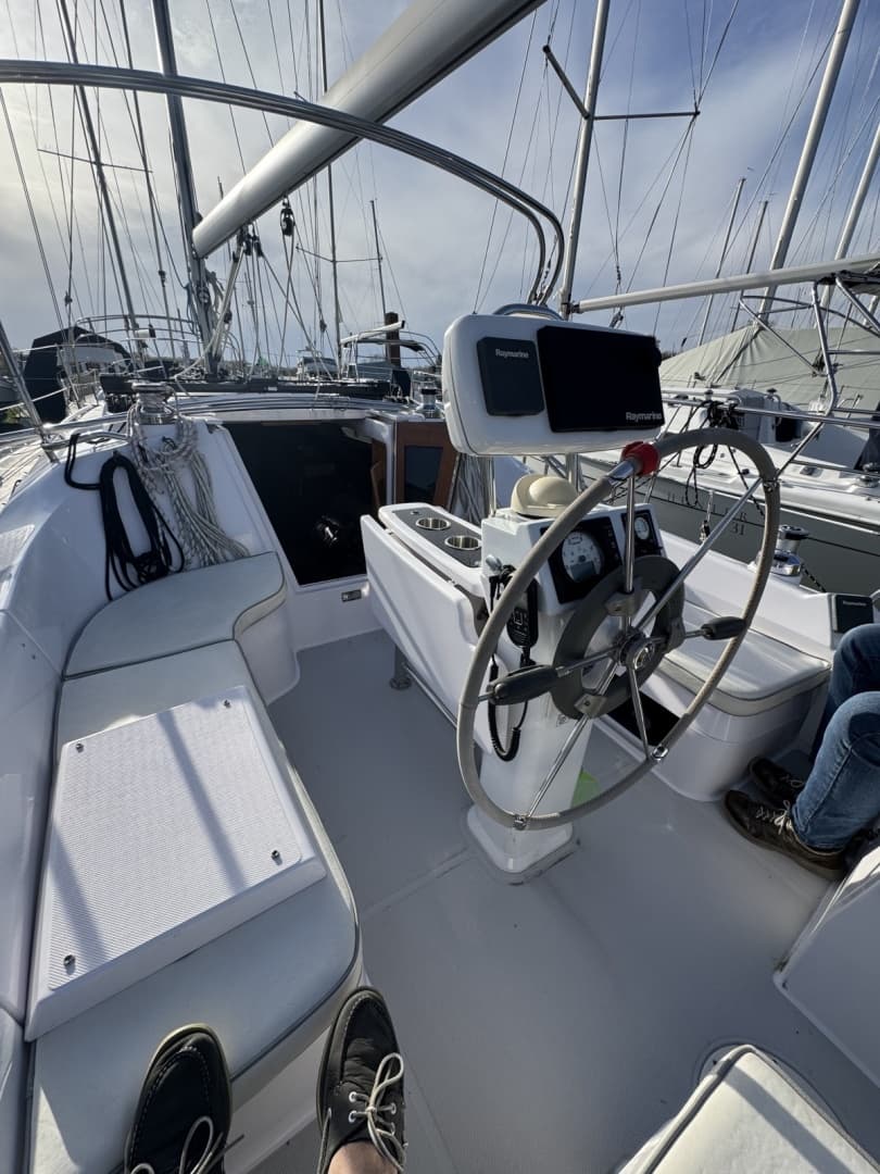 2019 Catalina 315