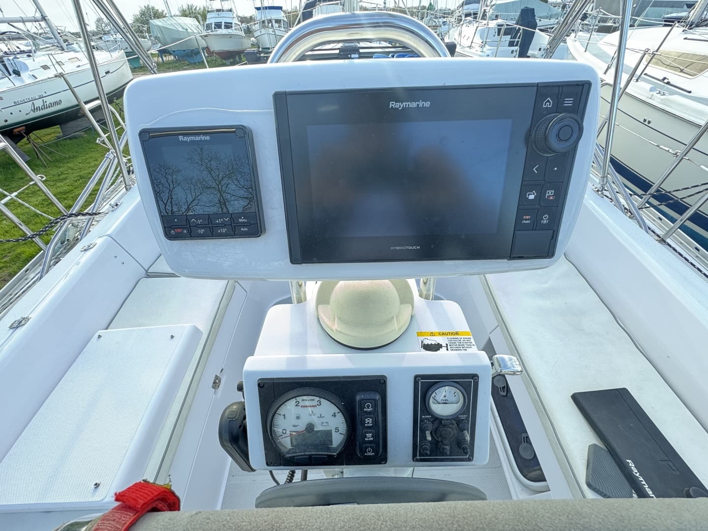 2019 Catalina 315
