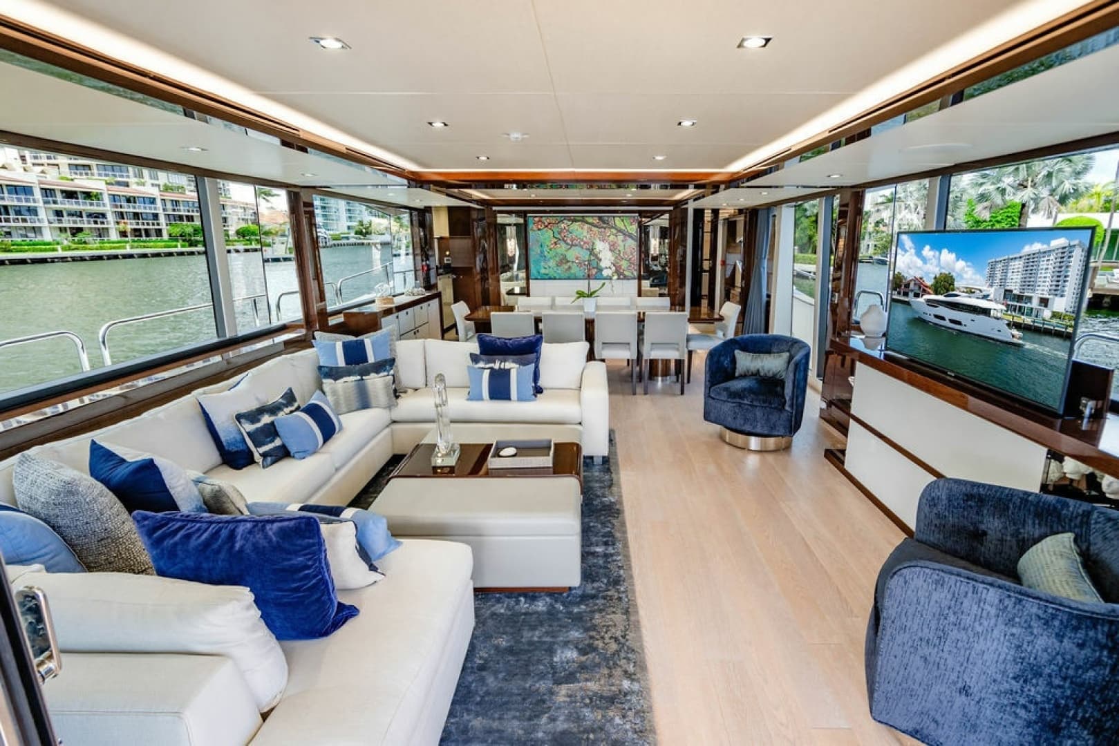 2019 Sunseeker 95 Motor Yacht
