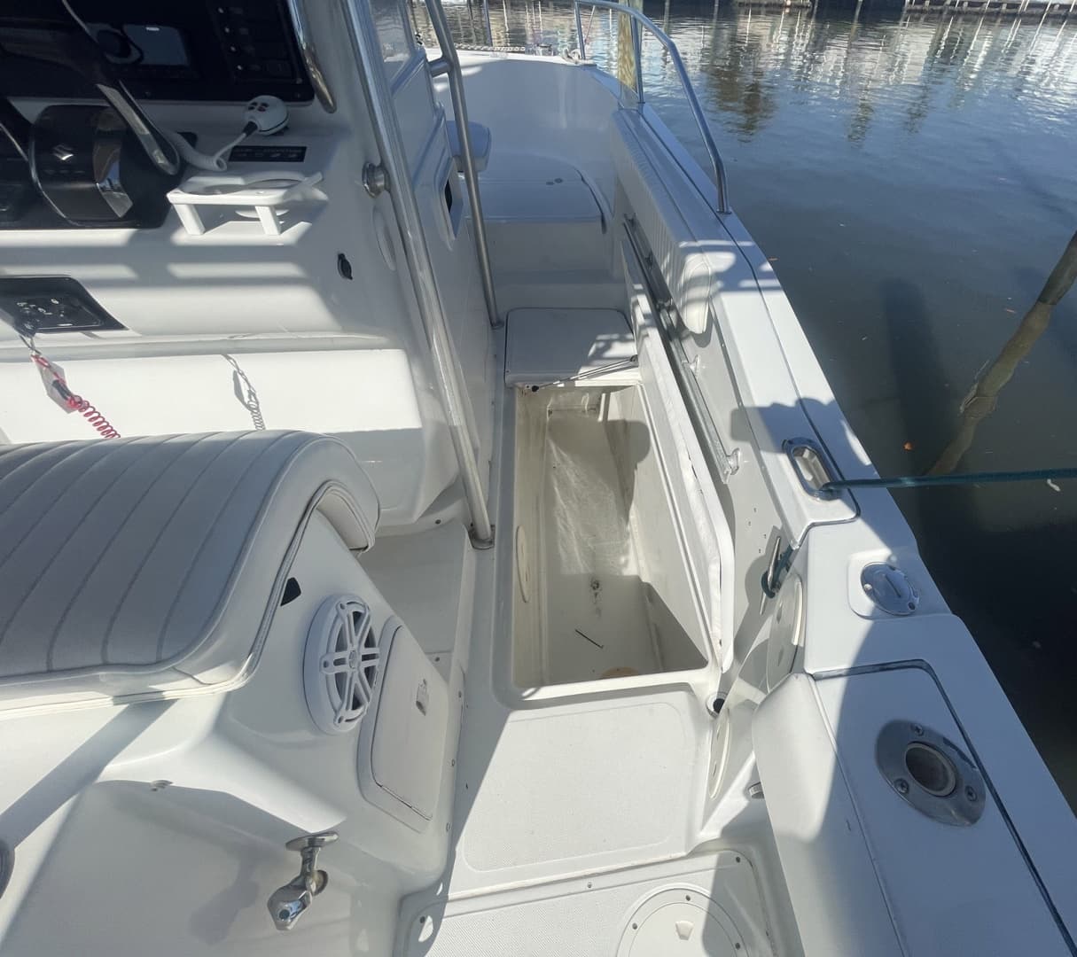 2005 Glacier Bay 260 Canyon Runner