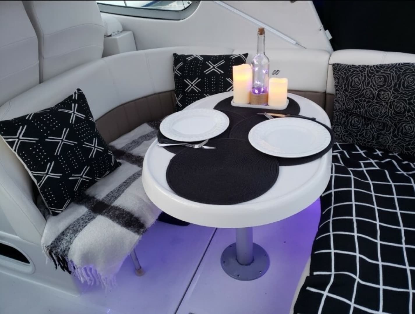 2004 Four Winns Vista 298