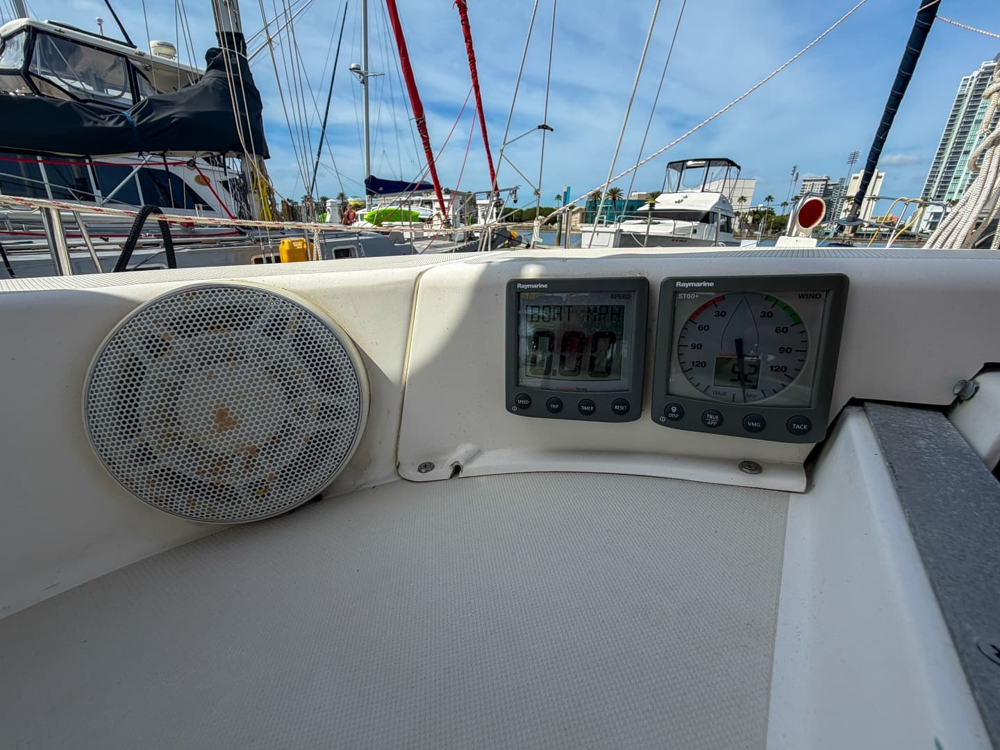1984 Pearson 385