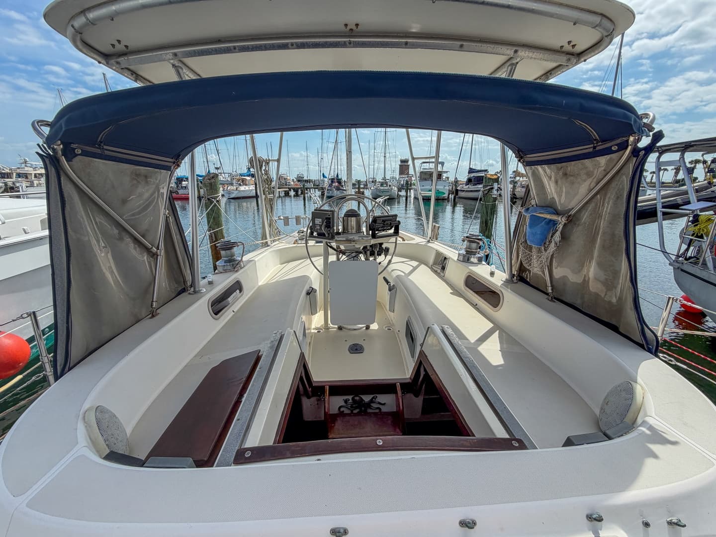 1984 Pearson 385