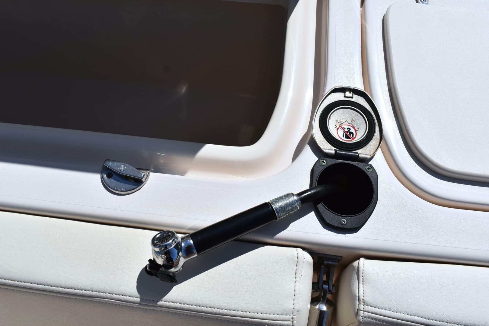 2017 Grady-White Fisherman 257