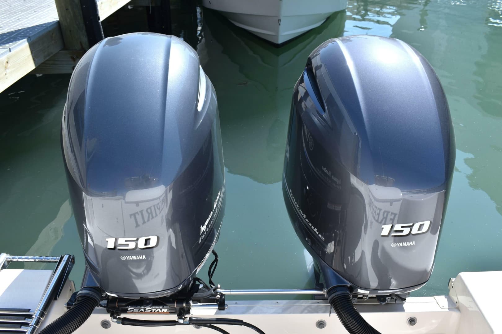 2017 Grady-White Fisherman 257