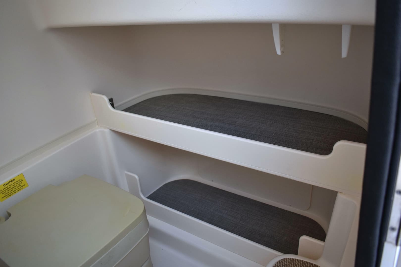 2017 Grady-White Fisherman 257