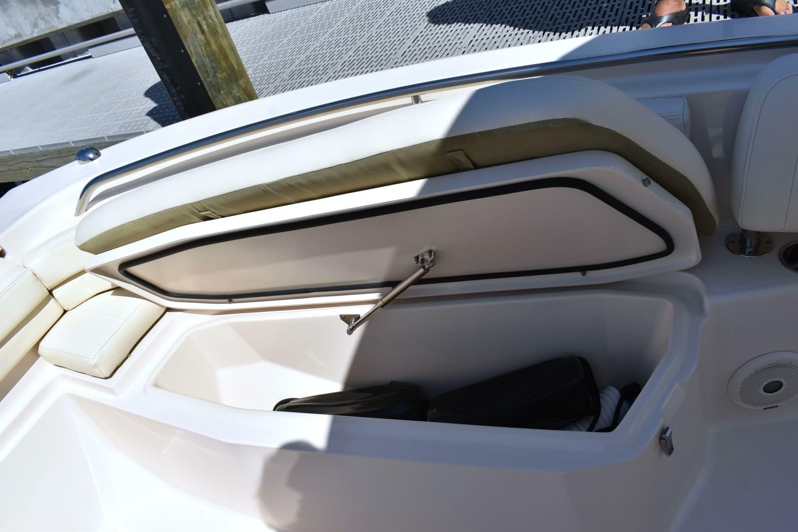 2017 Grady-White Fisherman 257