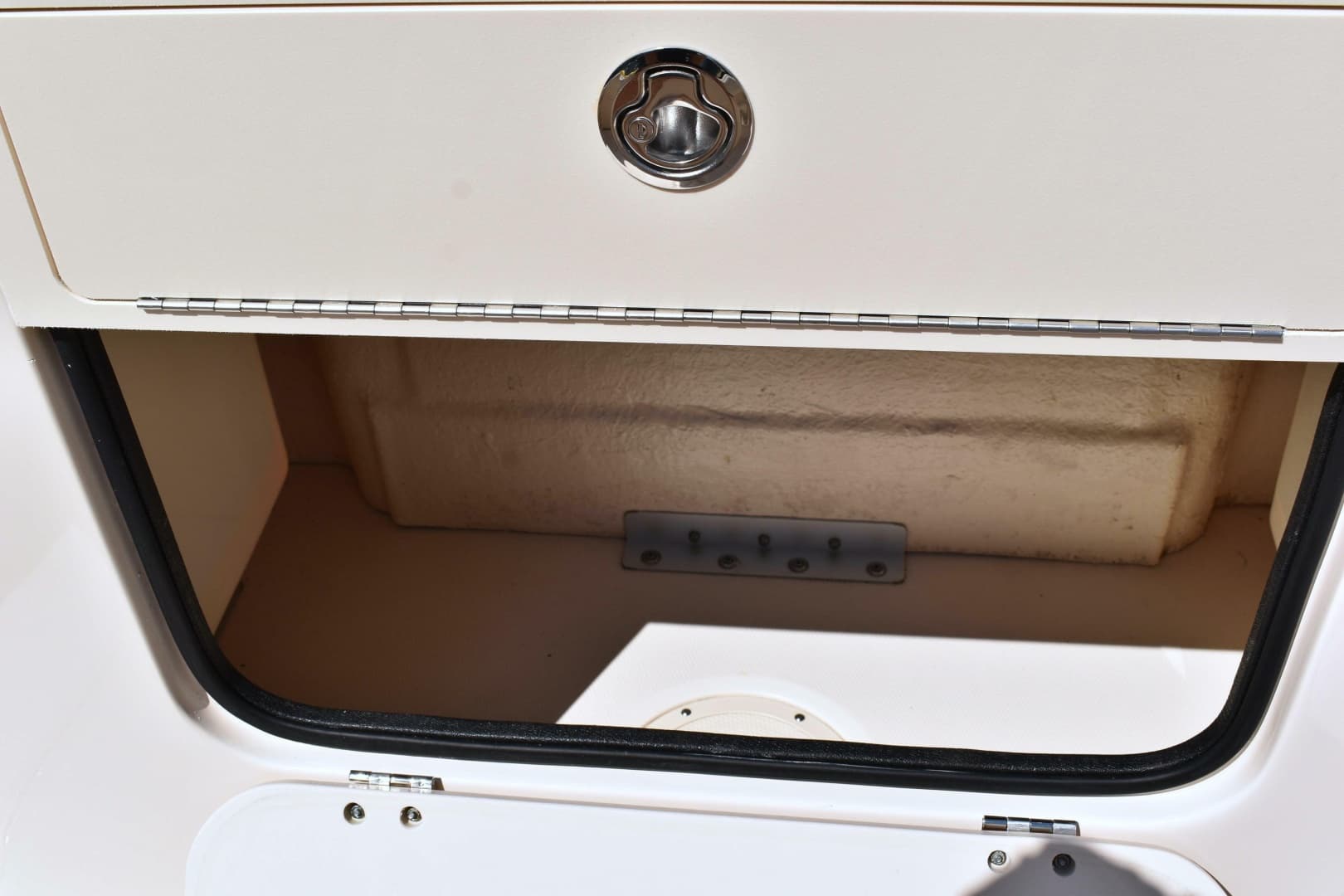 2017 Grady-White Fisherman 257