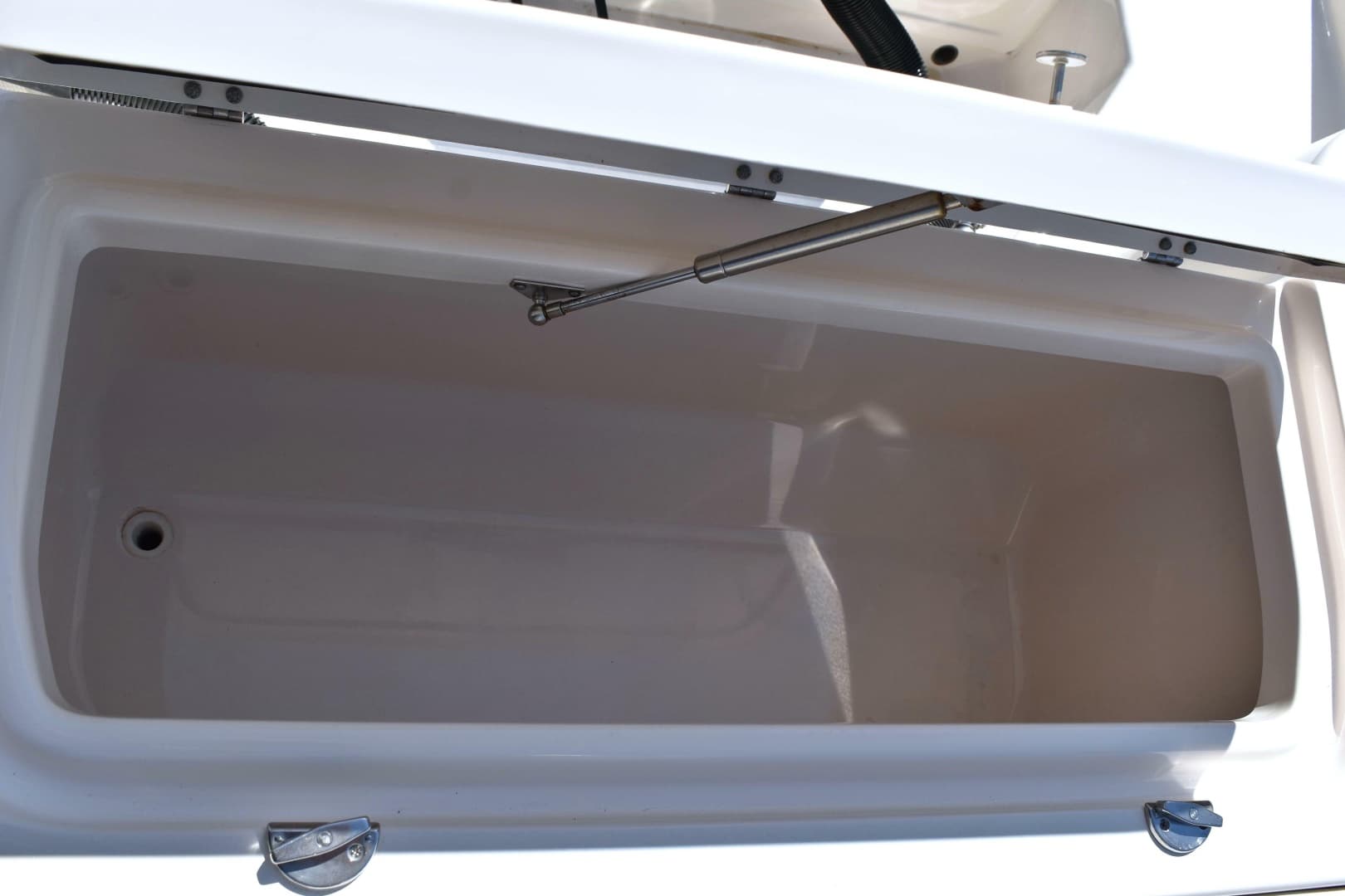 2017 Grady-White Fisherman 257