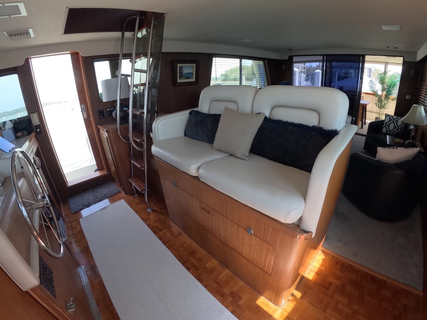 1987 Hatteras Motor Yacht