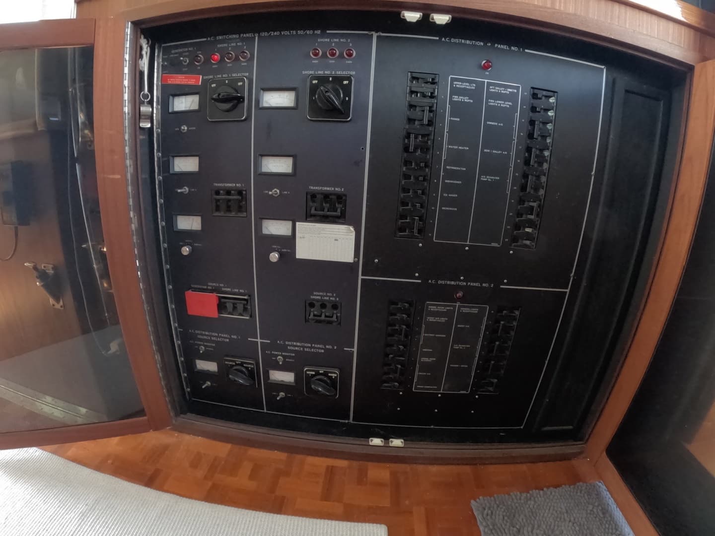 1987 Hatteras Motor Yacht