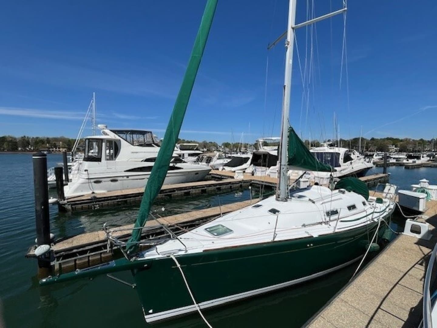 2005 Beneteau 