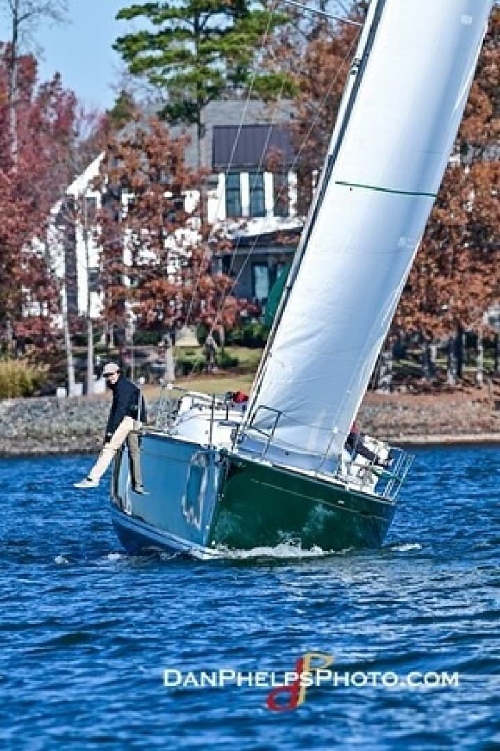 2005 Beneteau 