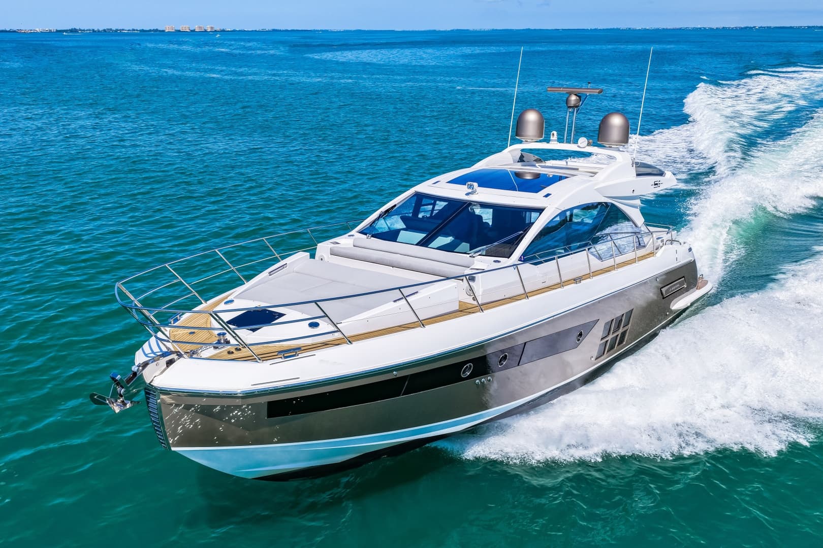 2020 Azimut S6