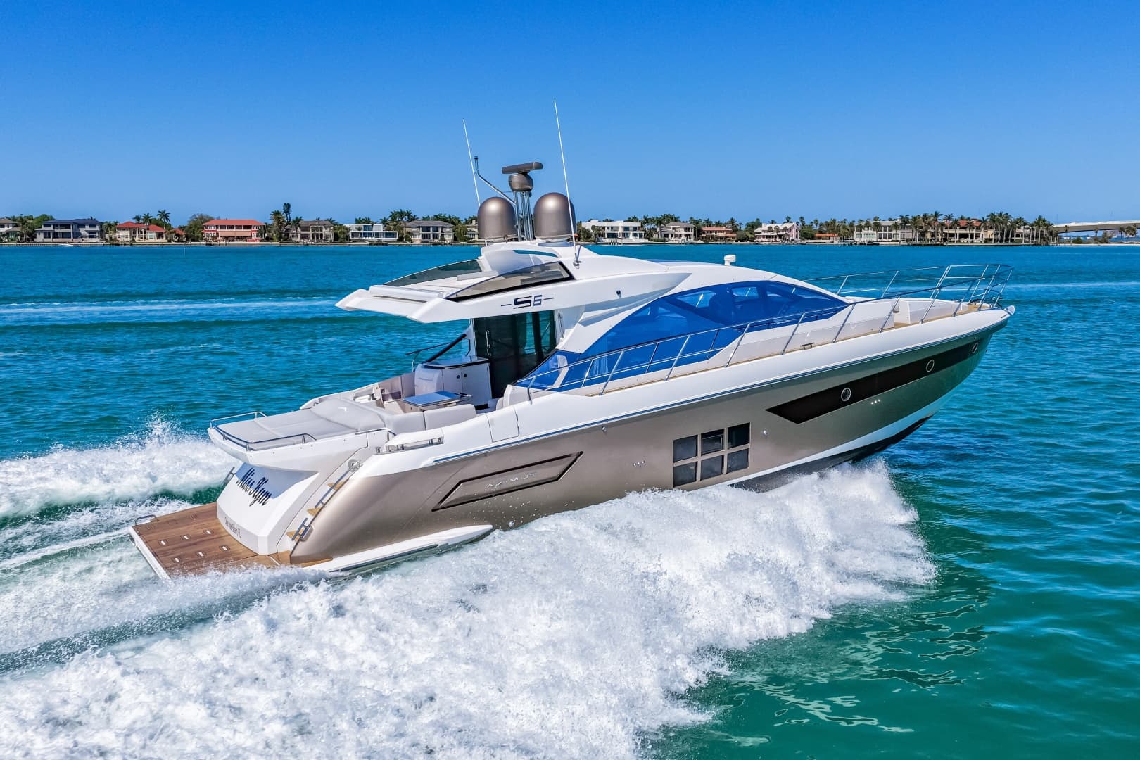 2020 Azimut S6