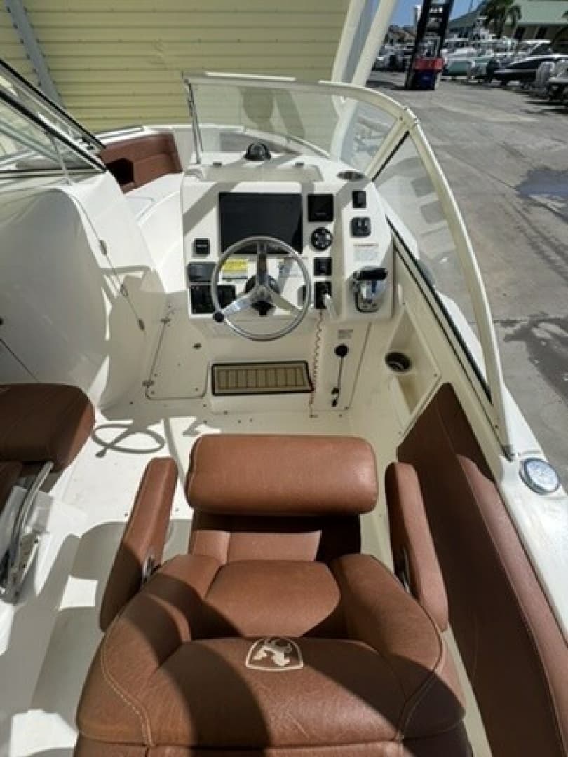 2019 Century 24 Resorter