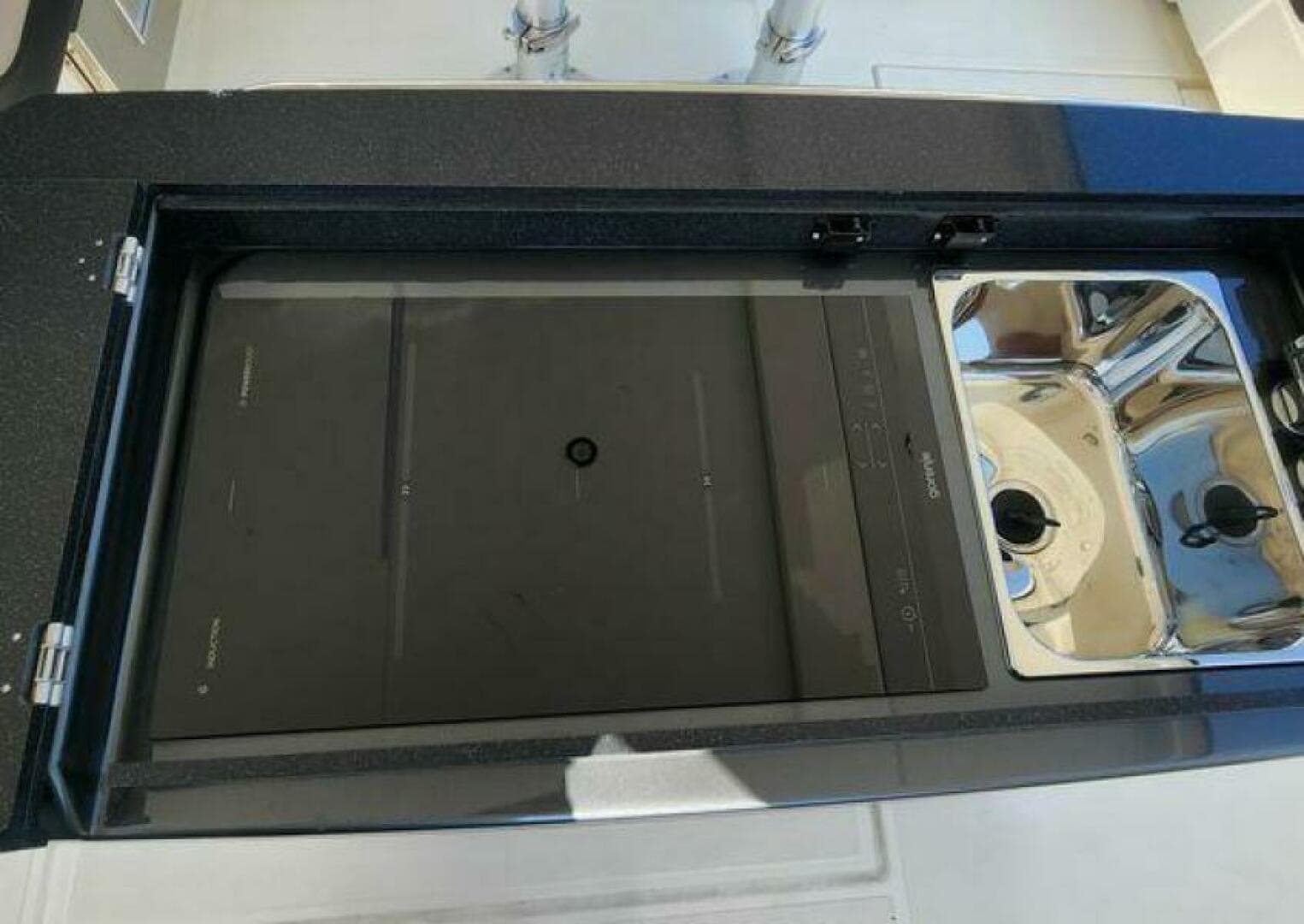 2020 Greenline NEO Hard Top