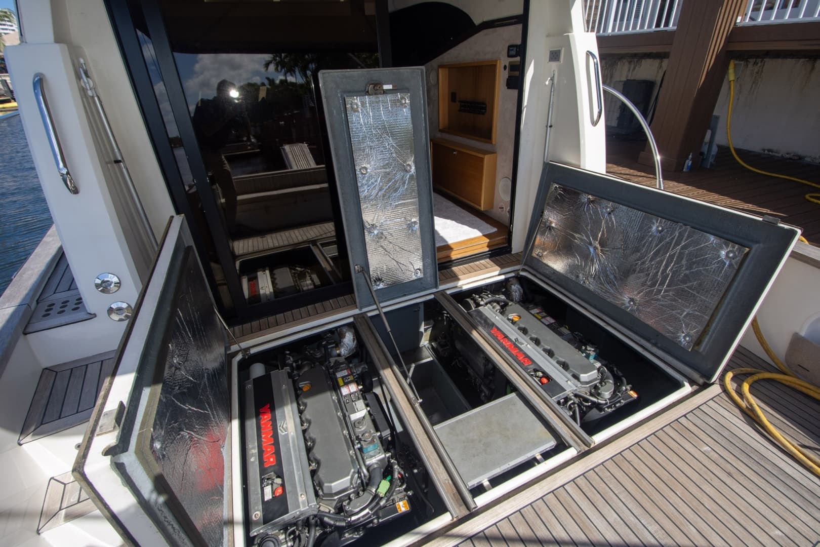 2019 Monachus Issa 45 Issa