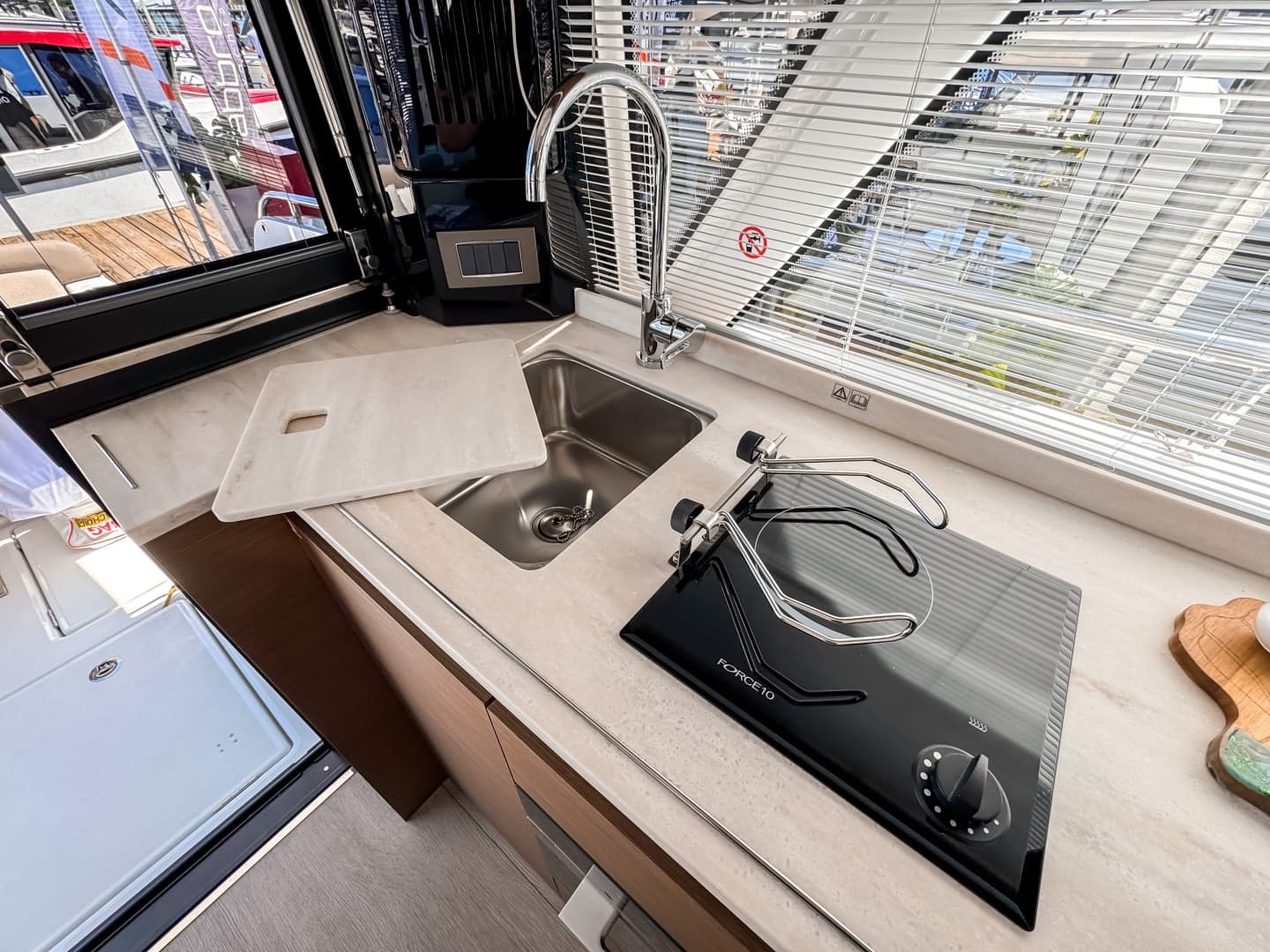 2026 Wellcraft 44 Explorer