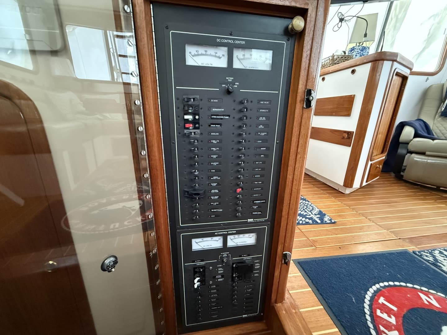 1996 Legacy Yachts 