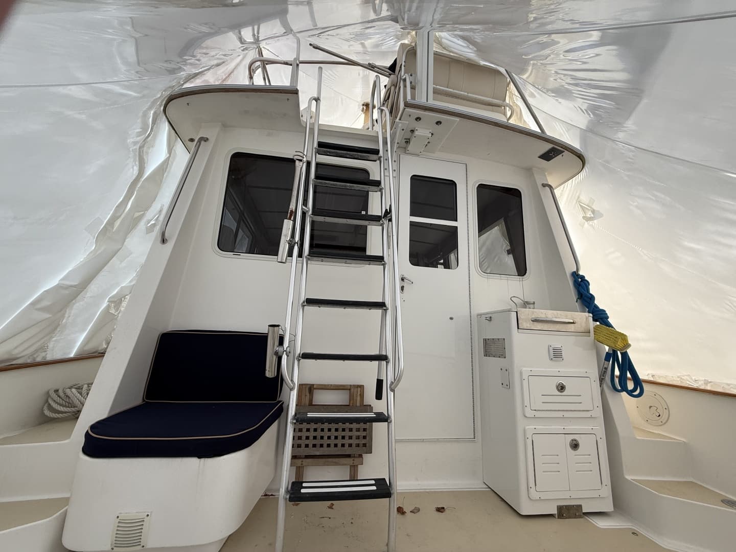1996 Legacy Yachts 