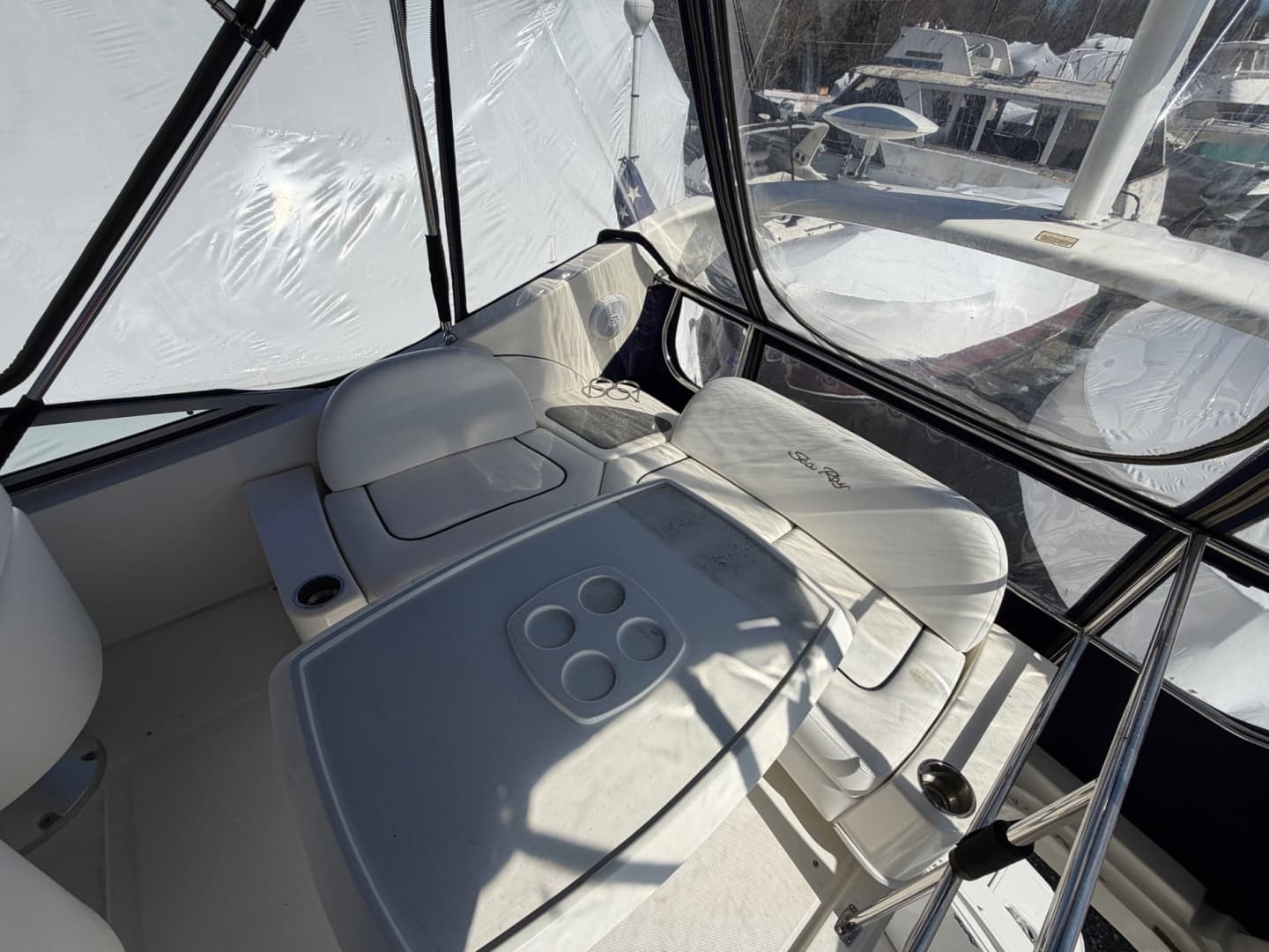 2007 Sea Ray Sedan Bridge