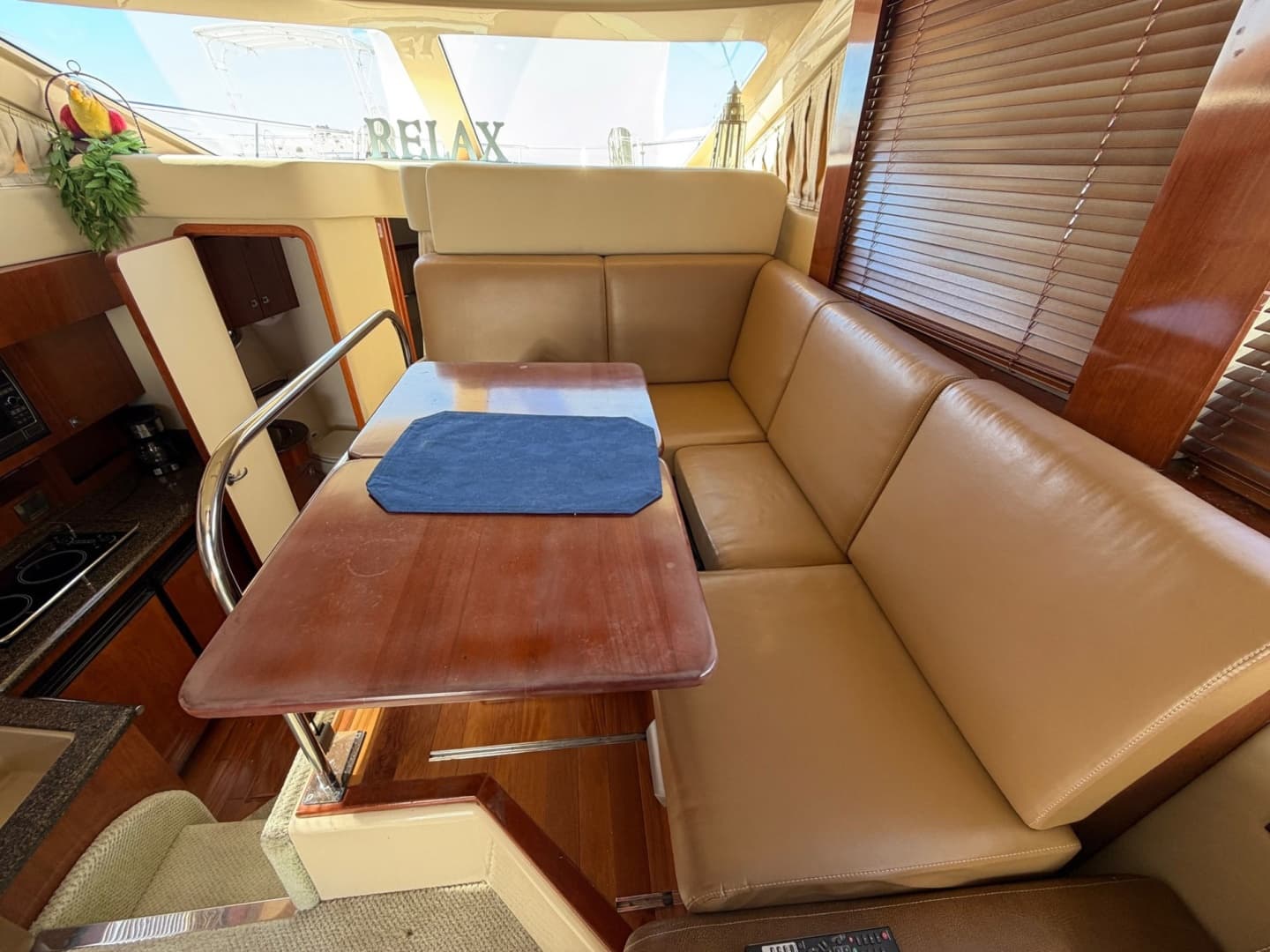 2007 Sea Ray Sedan Bridge