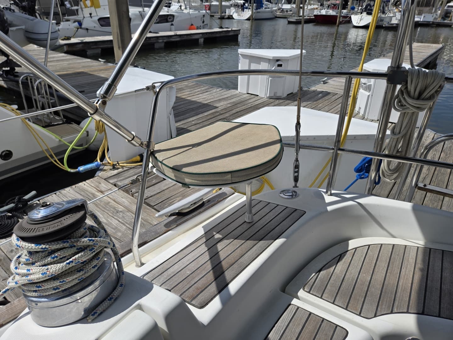 2004 Beneteau 423