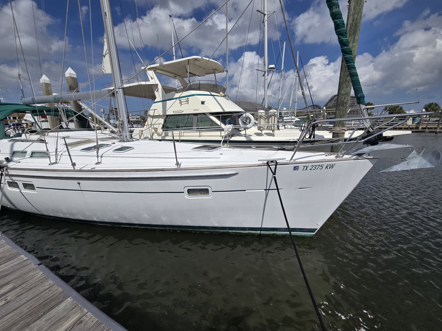 2004 Beneteau 423
